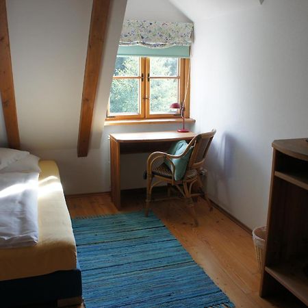 Hotel Schwarzer Adler Erlangen Bilik gambar