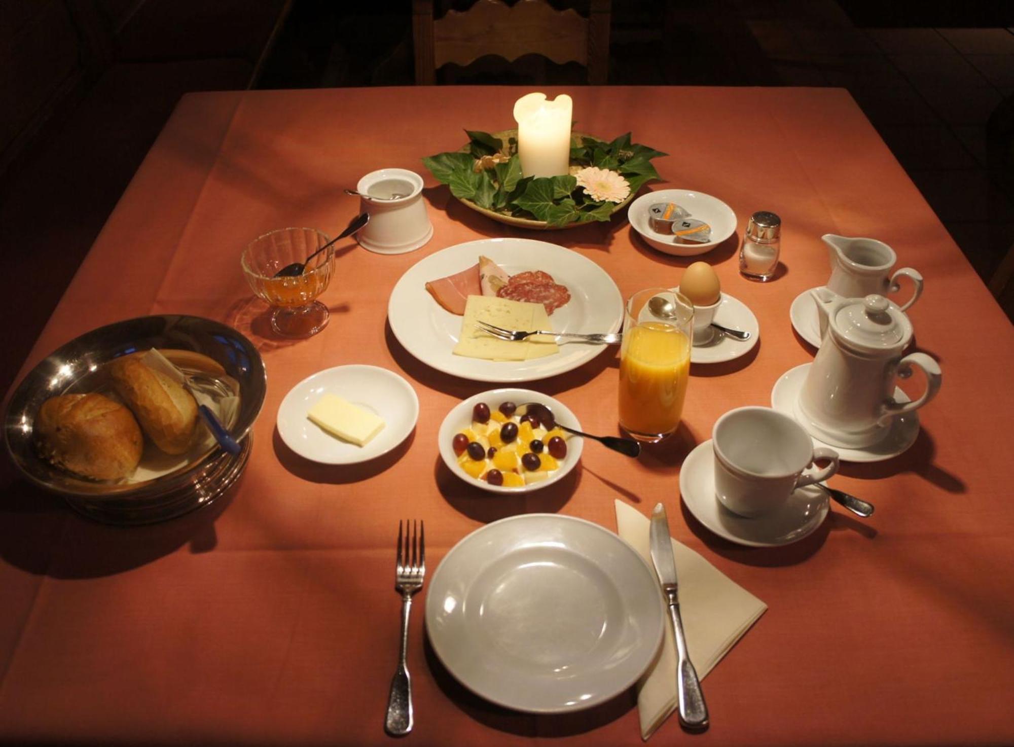 Hotel Schwarzer Adler Erlangen Luaran gambar