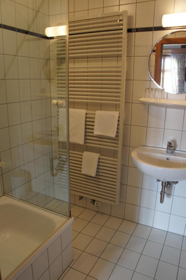 Hotel Schwarzer Adler Erlangen Luaran gambar